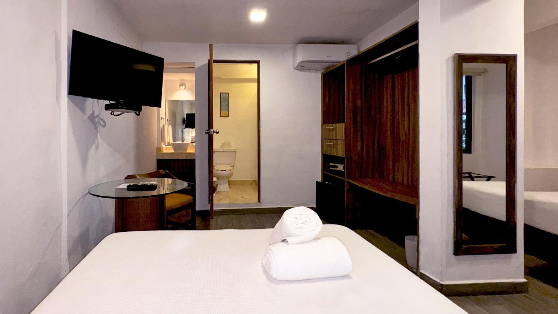 Siesta Fiesta Hotel Adults Only - 5Th Avenue Πλάγια Ντελ Κάρμεν Δωμάτιο φωτογραφία